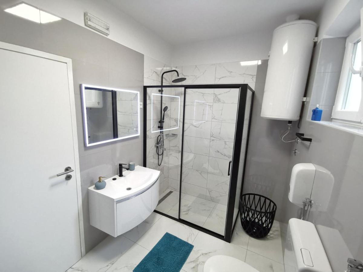 Apartman Rocan Orsera Esterno foto